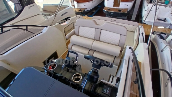 Quicksilver Sundeck Activ 875 nuevo en venta