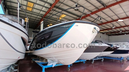 Quicksilver Sundeck Activ 875 nuevo en venta