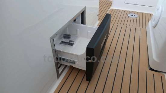 Quicksilver Sundeck Activ 875 nuevo en venta
