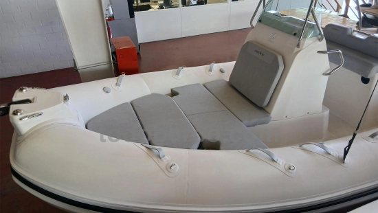 Zodiac Medline 5.8 nuevo en venta