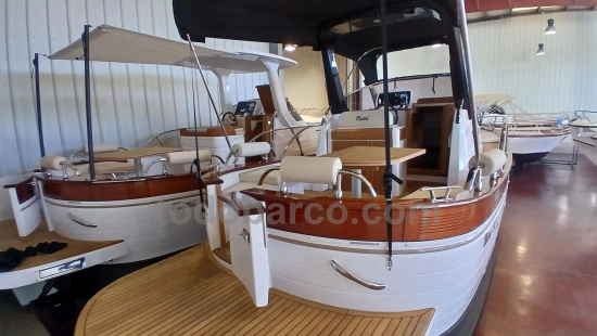 Mimi Libeccio 8.5 Cabin nuevo en venta