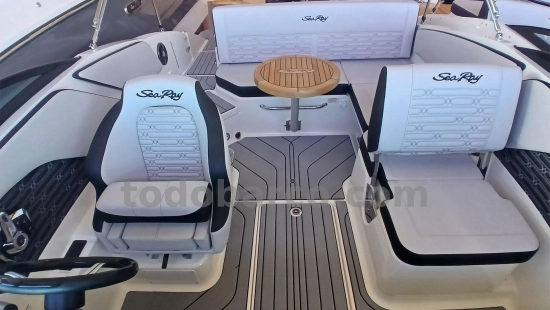 Sea Ray SPX 210 OB nuevo en venta
