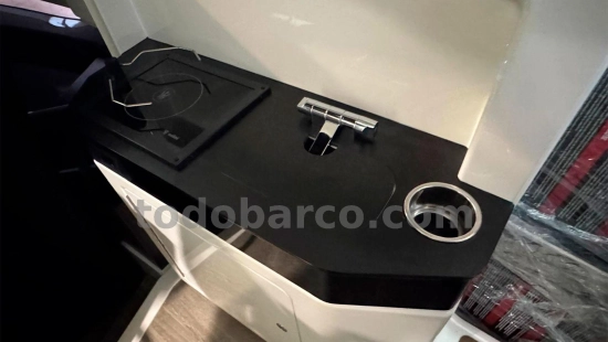 Navan C30 Cabin nuevo en venta
