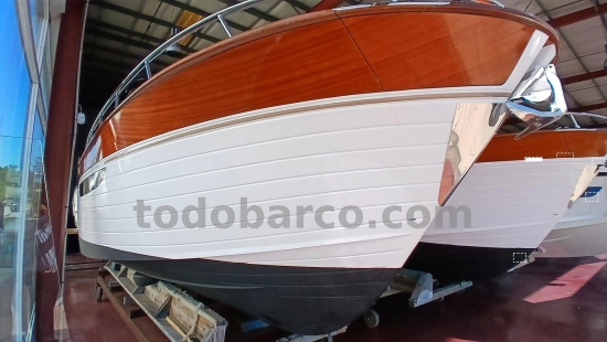 Mimi Libeccio 9.5 Cabin nuevo en venta