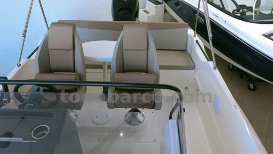 Quicksilver Sundeck Activ 605 nuevo en venta