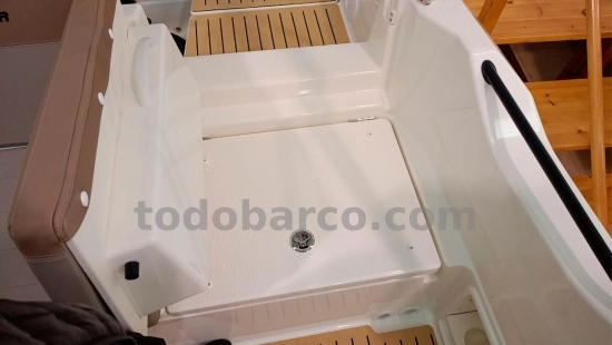 Quicksilver Sundeck Activ 675 nuevo en venta