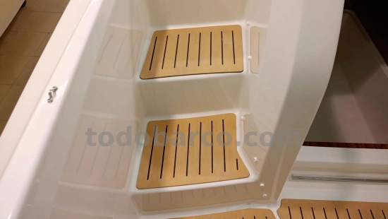 Quicksilver Sundeck Activ 675 nuevo en venta