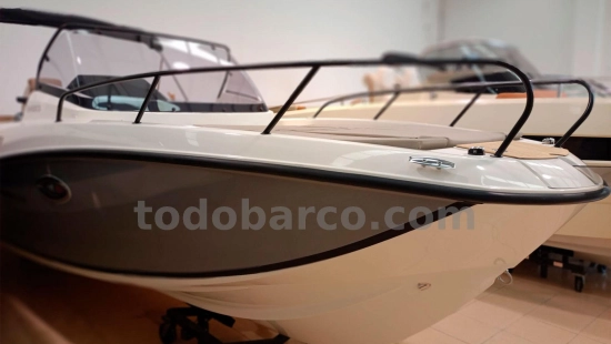 Quicksilver Sundeck Activ 675 nuevo en venta