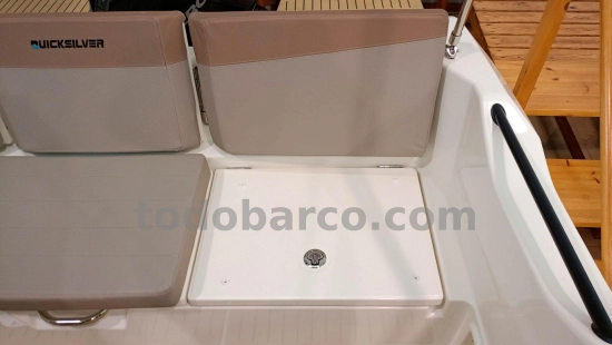 Quicksilver Sundeck Activ 675 nuevo en venta