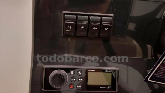 Quicksilver Sundeck Activ 675 nuevo en venta