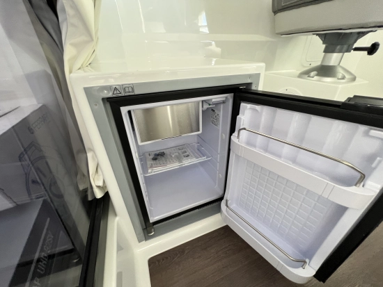 Jeanneau Merry Fisher 695 SPORT SERIE 2 2 PUERTAS nuevo en venta