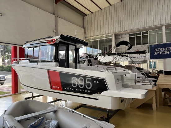Jeanneau Merry Fisher 695 SPORT SERIE 2 2 PUERTAS nuevo en venta