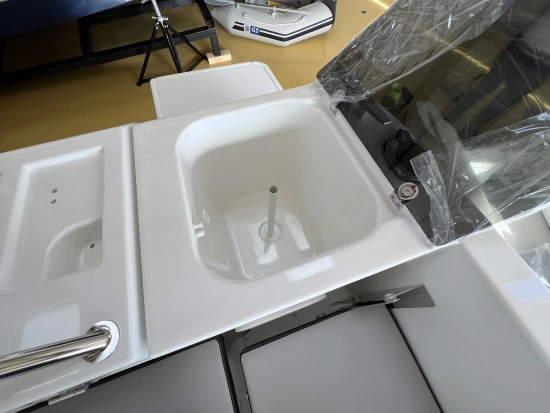 Jeanneau Merry Fisher 695 SPORT SERIE 2 2 PUERTAS nuevo en venta