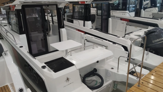 Jeanneau Merry Fisher 695 SPORT SERIE 2 2 PUERTAS nuevo en venta