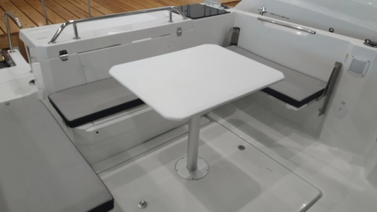 Jeanneau Merry Fisher 695 SPORT SERIE 2 2 PUERTAS nuevo en venta