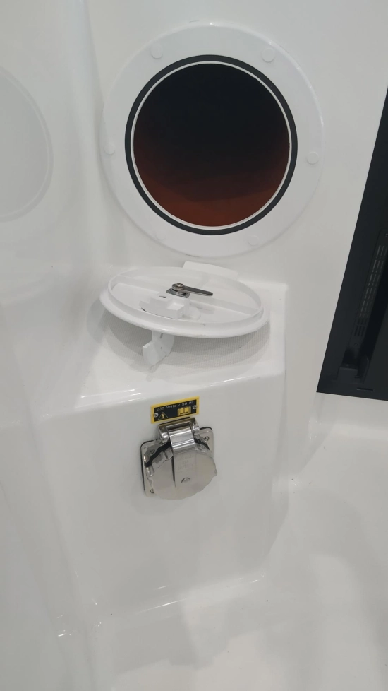 Jeanneau Merry Fisher 695 SPORT SERIE 2 2 PUERTAS nuevo en venta