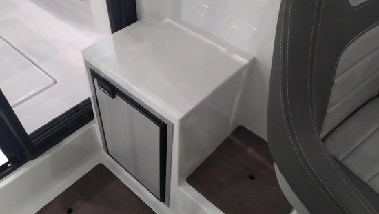 Jeanneau Merry Fisher 695 SPORT SERIE 2 2 PUERTAS nuevo en venta