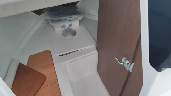 Jeanneau Merry Fisher 795 SPORT SERIE 2 2 PUERTAS nuevo en venta