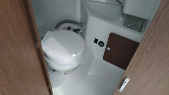 Jeanneau Merry Fisher 795 SPORT SERIE 2 2 PUERTAS nuevo en venta