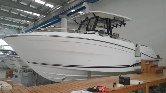Jeanneau Cap Camarat 10.5 CC novos à venda