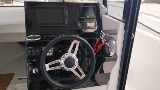 Jeanneau Merry Fisher 795 SPORT SERIE 2 2 PUERTAS novos à venda