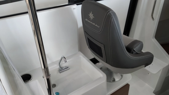 Jeanneau Merry Fisher 795 SPORT SERIE 2 2 PUERTAS novos à venda