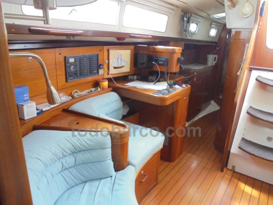 Beneteau Oceanis 44 CC usata in vendita