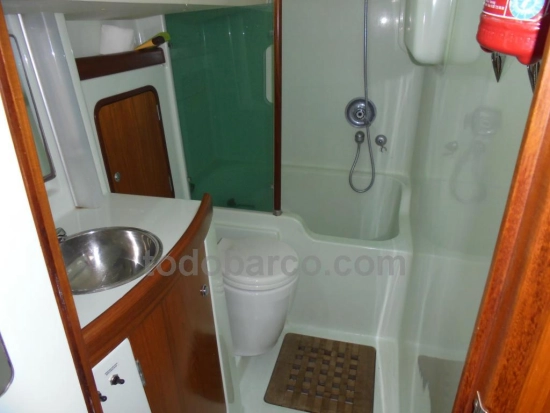 Beneteau Oceanis 44 CC usata in vendita