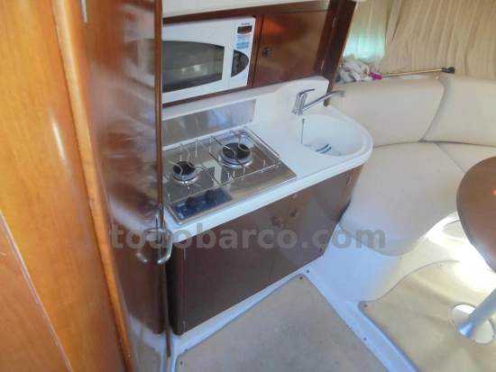 Jeanneau Leader 805 usado à venda
