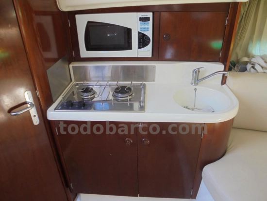 Jeanneau Leader 805 usado à venda