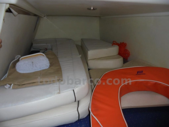 Jeanneau Leader 805 usado à venda
