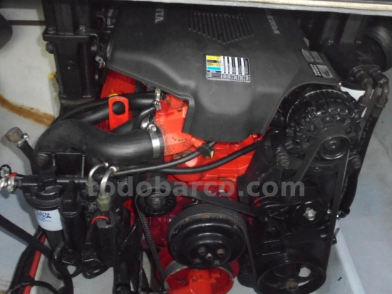 Jeanneau Leader 805 usado à venda