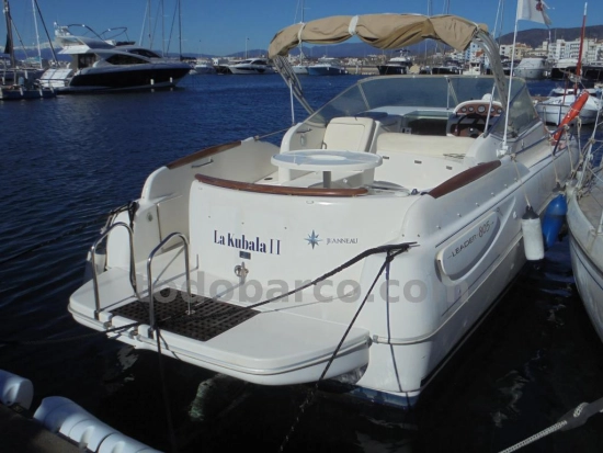 Jeanneau Leader 805 usado à venda