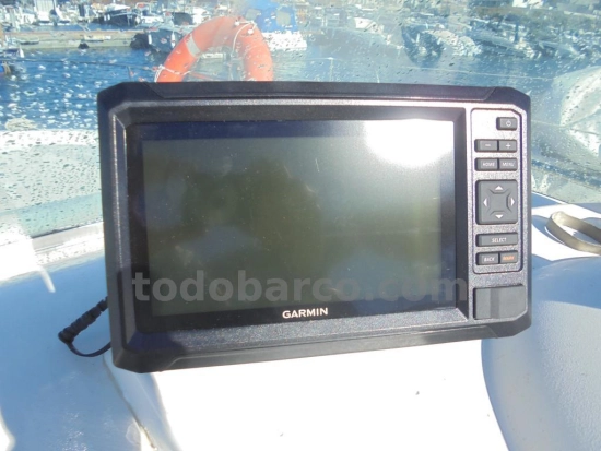 Jeanneau Leader 805 usado à venda