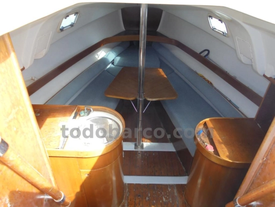Beneteau First 265 usado à venda