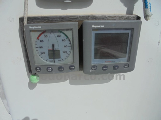 Beneteau First 265 usado à venda