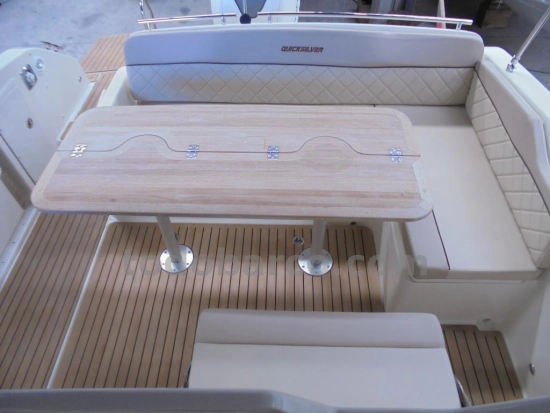 Quicksilver Sundeck Activ 875 de segunda mano en venta