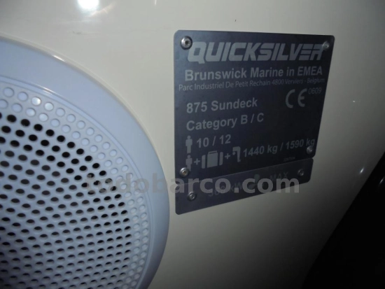 Quicksilver Sundeck Activ 875 de segunda mano en venta