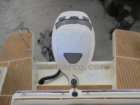 Quicksilver Sundeck Activ 875 de segunda mano en venta