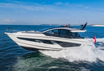 Sunseeker 65 Sport Yacht usado à venda