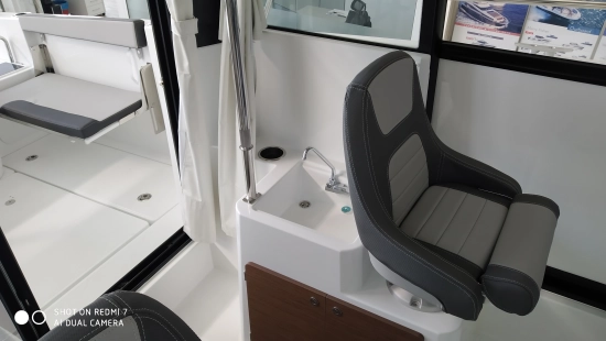 Jeanneau Merry Fisher 795 SPORT SERIE 2 2 PUERTAS nuevo en venta