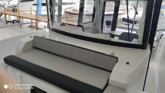 Jeanneau Merry Fisher 795 SPORT SERIE 2 2 PUERTAS nuevo en venta