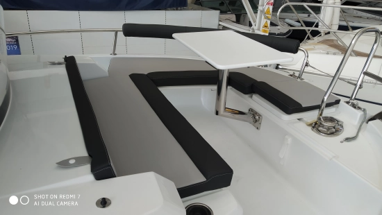Jeanneau Merry Fisher 795 SPORT SERIE 2 2 PUERTAS nuevo en venta