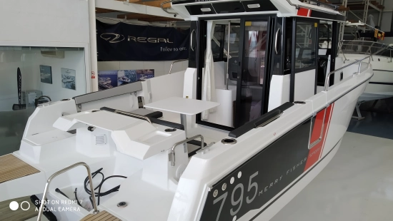 Jeanneau Merry Fisher 795 SPORT SERIE 2 2 PUERTAS nuevo en venta