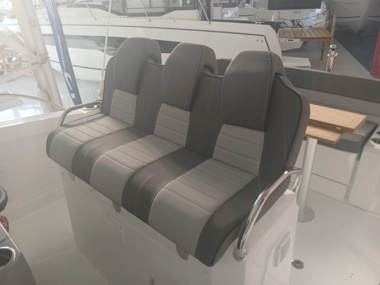 Jeanneau Cap Camarat 9.0 CC nuevo en venta