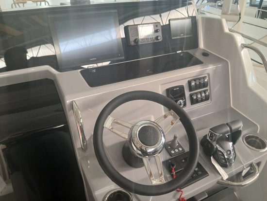 Jeanneau Cap Camarat 9.0 CC nuevo en venta