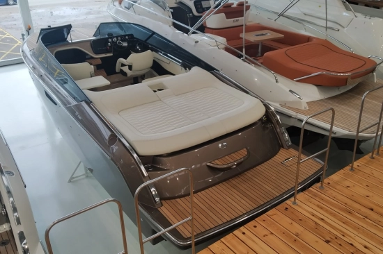 Cranchi E26 CLASSIC nuevo en venta