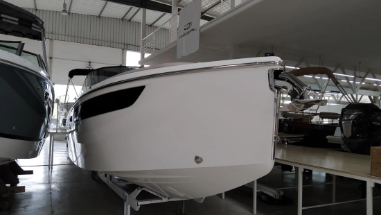 Cranchi E26 CLASSIC nuevo en venta