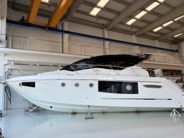Cranchi M44 HT nuova in vendita