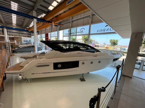 Cranchi M44 HT nuevo en venta